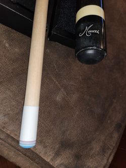 RARE Meucci Pool Cue With Case And Accessories