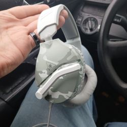 Turtle Beach Recon 70 gaming headset.