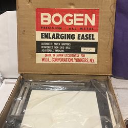 Bogen 5x7 Easel - 2-Blade Adjustable