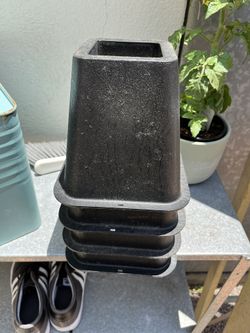 Table Risers