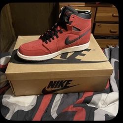 10.5 Jordan 1 Zoom Comfort High Gym Red - Authenticated With Tag