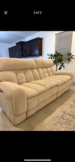 Couch set