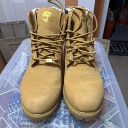 Timberland Boots slightly used size 11.5”