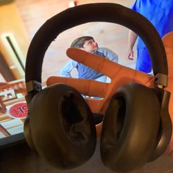 JBL Headphones 