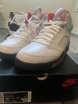 Air Jordan 5 - Size 10