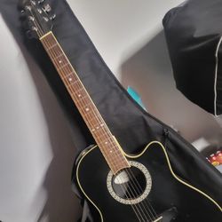 Ovation CS24C Celebrity Trad Mid-Depth Nylon-String Classical A/E Guitar Blk
