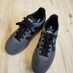 Adidas Barreda Gray Black Suede Gum Sneaker JQ7237 Men's Size 10.5/12