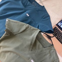 FIGS scrubs
