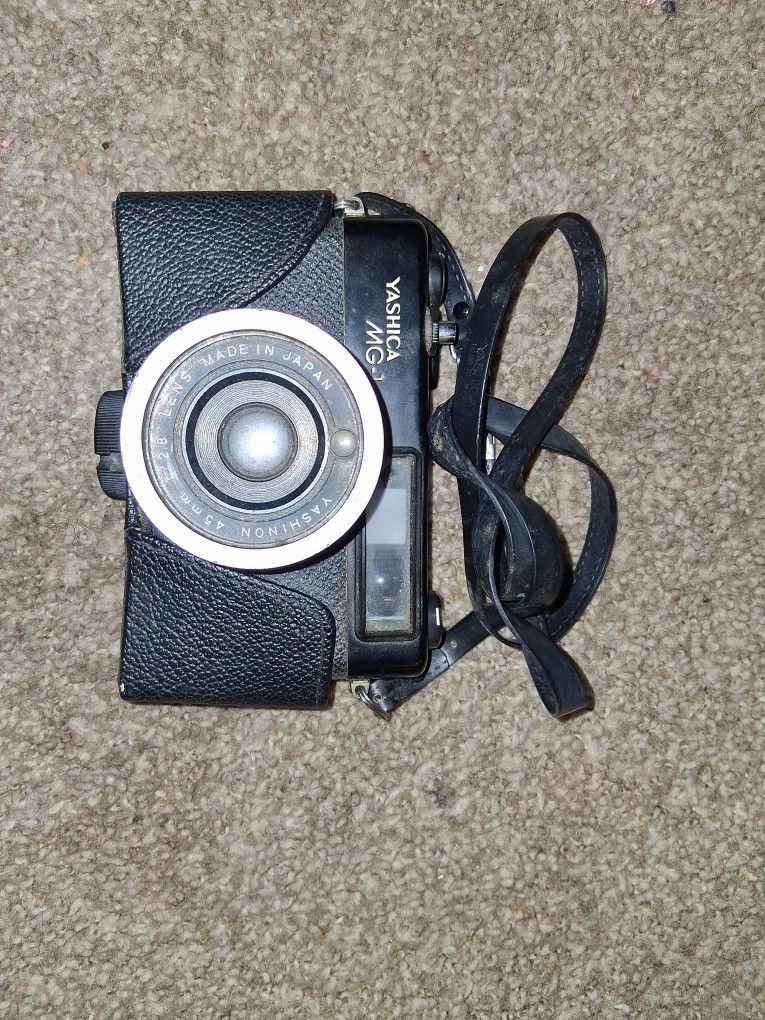 Yashica MG-1 Camera