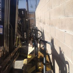 Pallet Jack for Repair