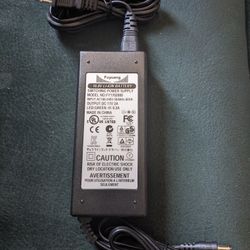 16.8V LI-ION Battery Charger 