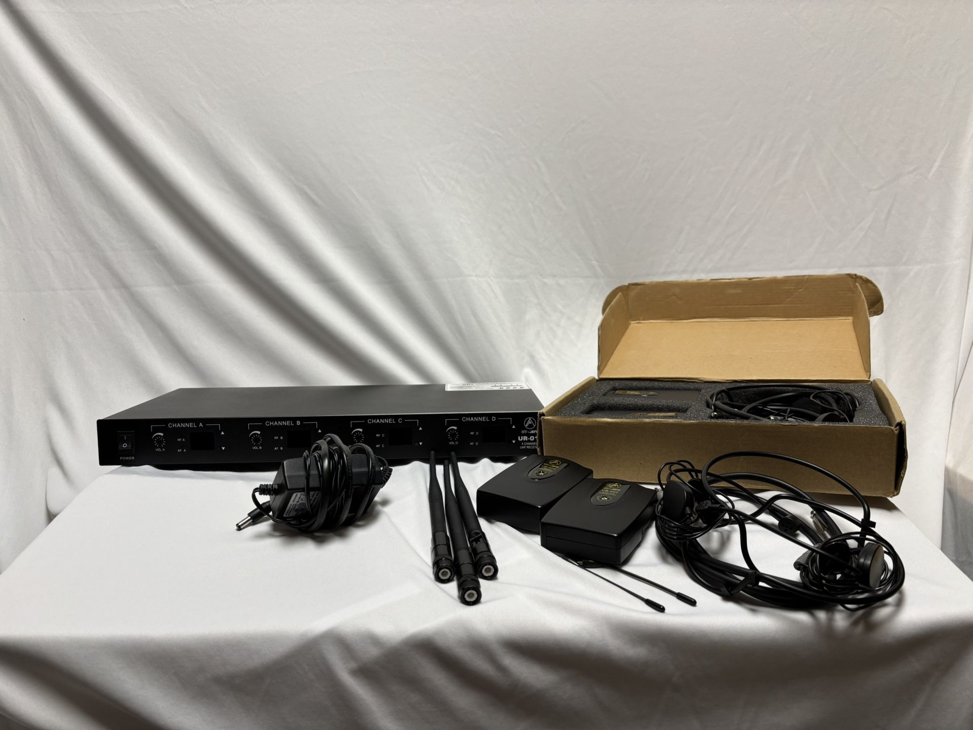 Wireless Microphone System 4 Channel UHF Pro Audio 4 Handheld 4 Headset Lavalier