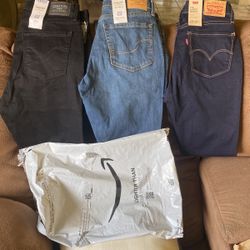 LEVI’S “NEW”