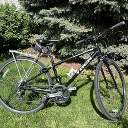 Trek FX 7.1 Hybrid Bike