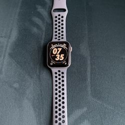 Apple Watch Nike Series SE