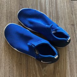 Nike water shoes Y1