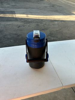 Insulated Beverage Jug/Thermos with Folding Handle & Pour Spout