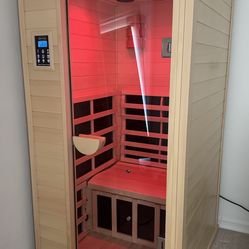 Clearlight Jacuzzi Premier IS-1 Infrared Sauna – Low Price – Excellent Condition