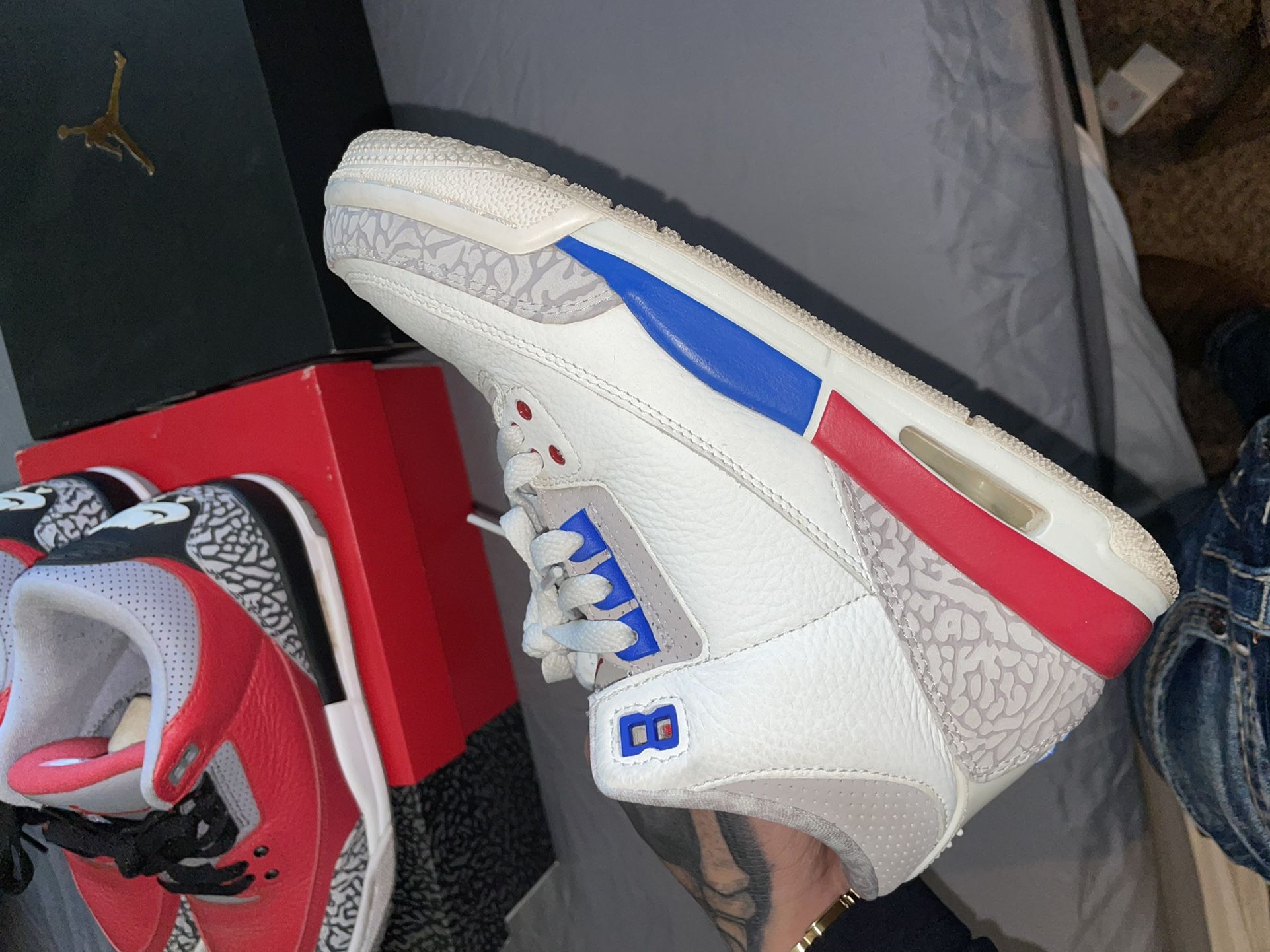 Air Jordan 3’s Size 5Y