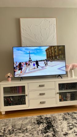 55 inch TV pick up only good condition