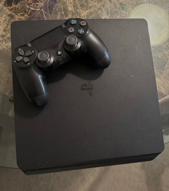 PS4