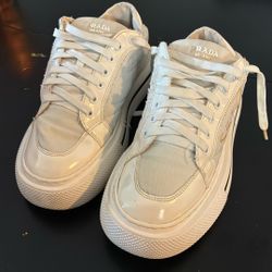 Woman Prada Shoes