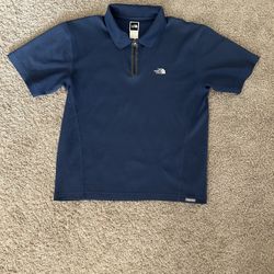 The North Face Navy Blue Short Sleeve Shirt, Size Medium, Top M, Men’s, used