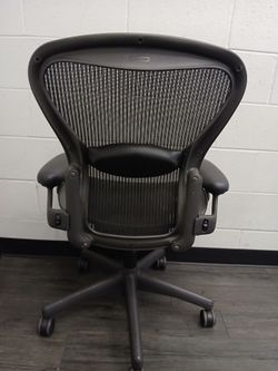 Herman miller size C fully Ergonomic task chair with lumbar support tensioner