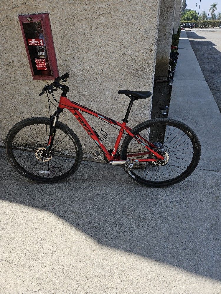 Trek Mountain bike