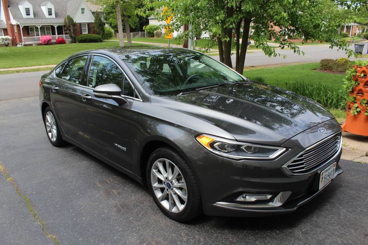 2017 Ford Fusion Hybrid