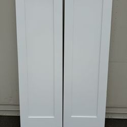 One Pair Of New 2/0 x 6/8 x 1-3/8 primed flat panel shaker interior doors