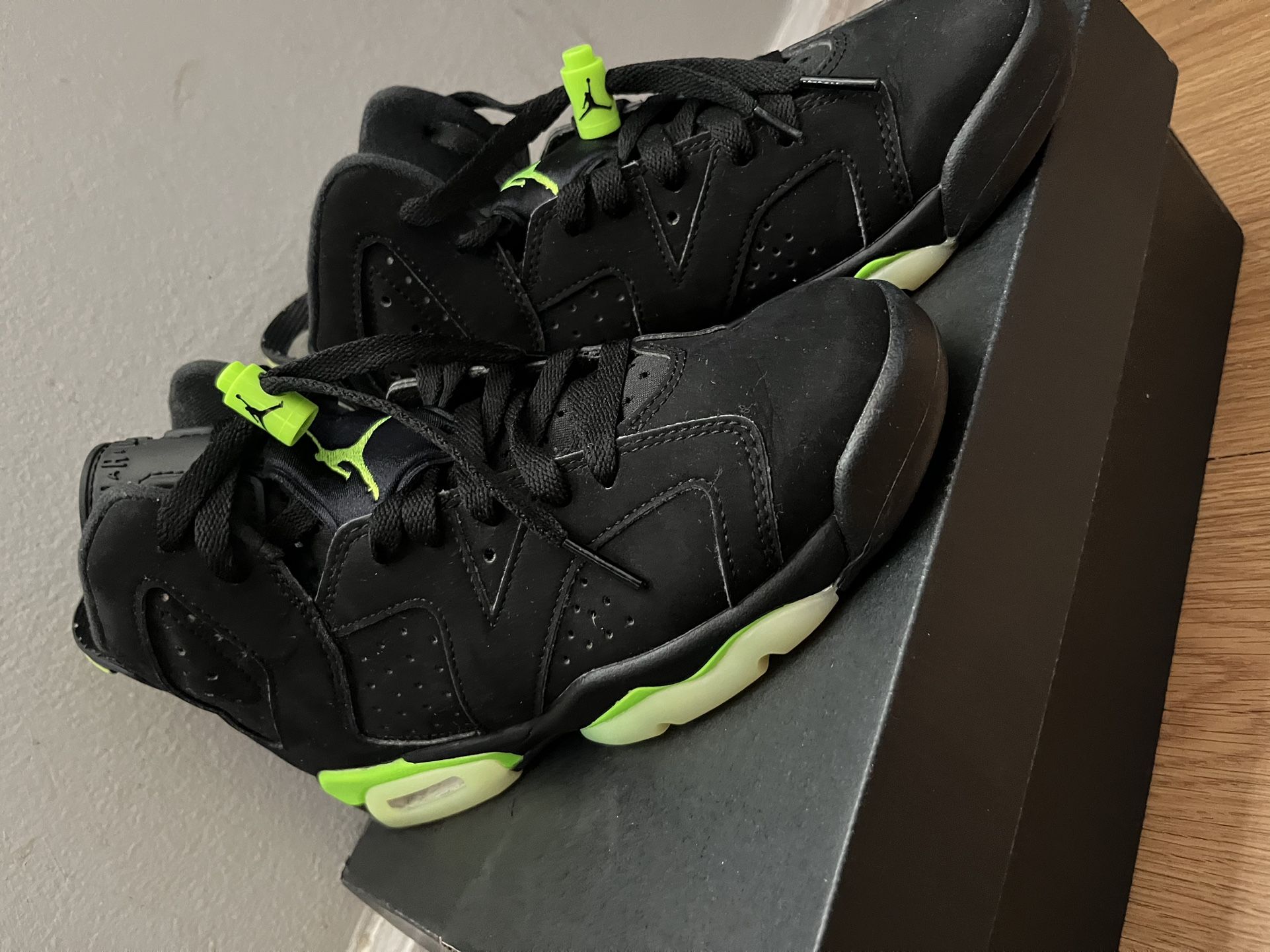 Air Jordan Retro Electric Green (GS)