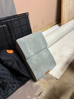 Dog ramp for bedside