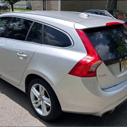 2015 Volvo V60 Cross Country