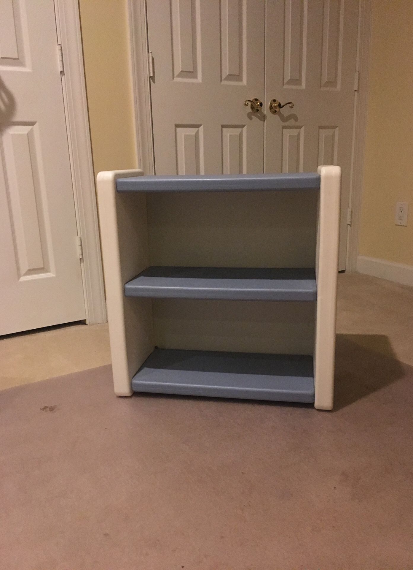 Book shelving stand