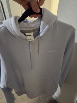 size large( Nike ) only 2 time use no stain or nothing lmk $20