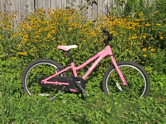 TREK Precaliber 20" Pink 2017