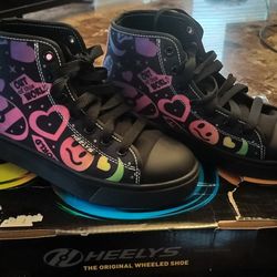 Heelys - The Original Wheeled Shoe 