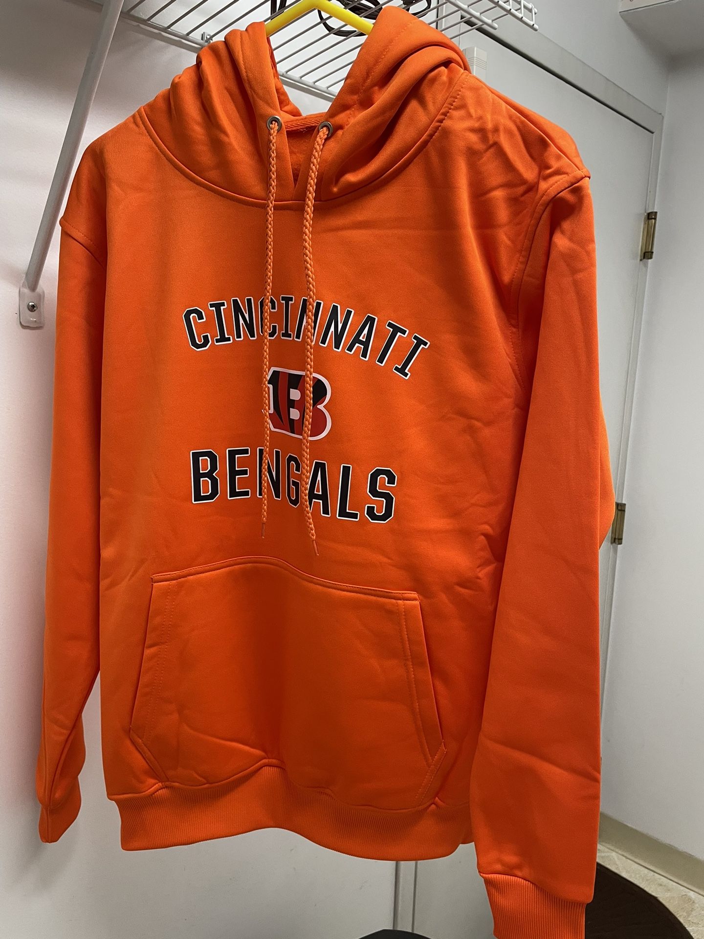 Cincinnati Bengals  cotton /polyester  hoodie  size Large 