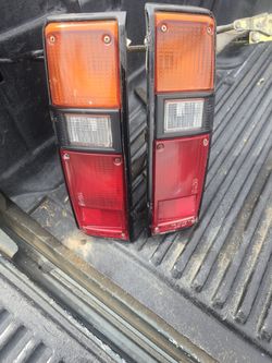Toyota pickup parts