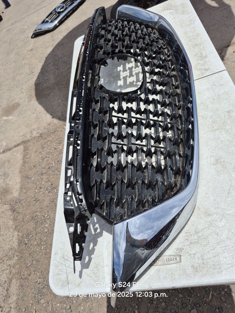 Mazda Cx5 Grille Oem