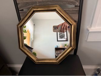 14” Gold Octagon Wall Mirror