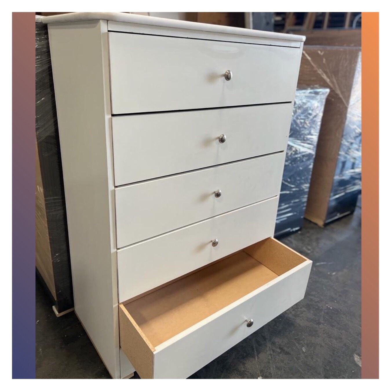 Dresser/Five drawers dresser