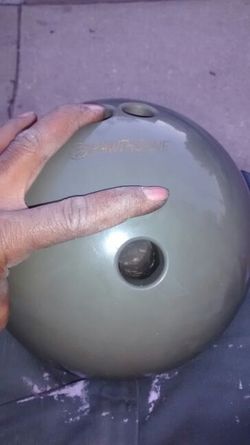 Hawthorne bowling ball