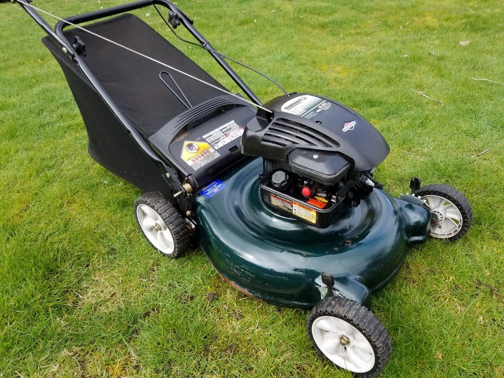 Bolens lawn mower with bag runs great for Sale in Olympia, WA OfferUp