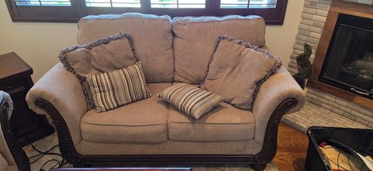 Furniture - living set, dining set, queen bedroom set