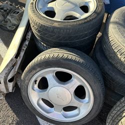 Ford Mustang Rims & Tires