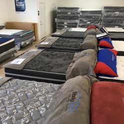 FALL MATTRESS CLEARANCE! $40 DOWN TAKE IT HOME! FINANCING AVAILABLE! 