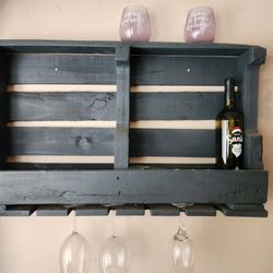 Wine Rack wall mounted or stand alone pallette 