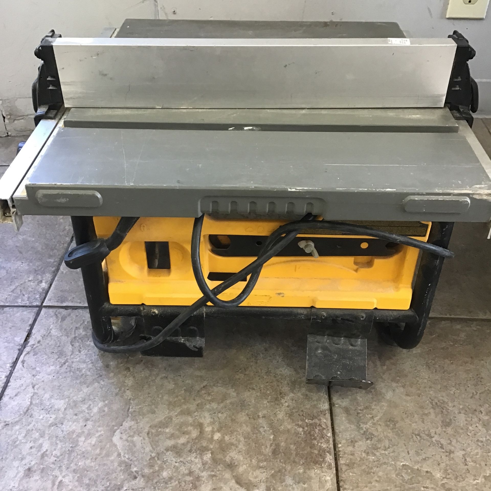 Table Saw Dewalt